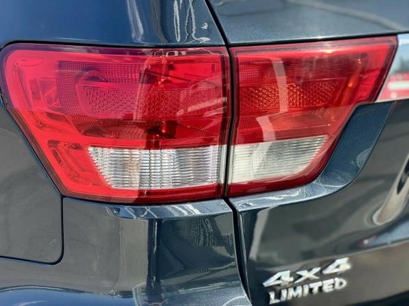 Jeep Grand Cherokee IV (WK2) с пробегом 2012 года, цена 2 100 000 рублей, 222301 км, внедорожник, Автокод Объявления