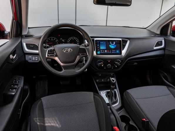 Hyundai Solaris II Рестайлинг с пробегом 2021 года, цена 1 535 000 рублей, 66183 км, седан, Автокод Объявления
