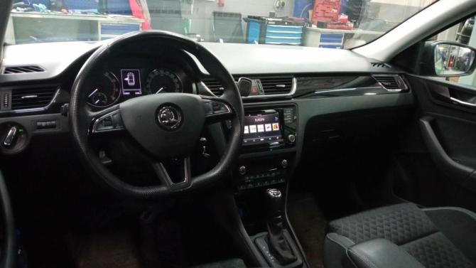 Skoda Rapid I Рестайлинг с пробегом 2018 года, цена 1 230 000 рублей, 134301 км, лифтбек, Автокод Объявления
