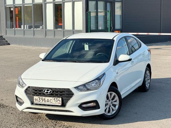 Hyundai Solaris II с пробегом 2018 года, цена 1 497 000 рублей, 126350 км, седан, Автокод Объявления