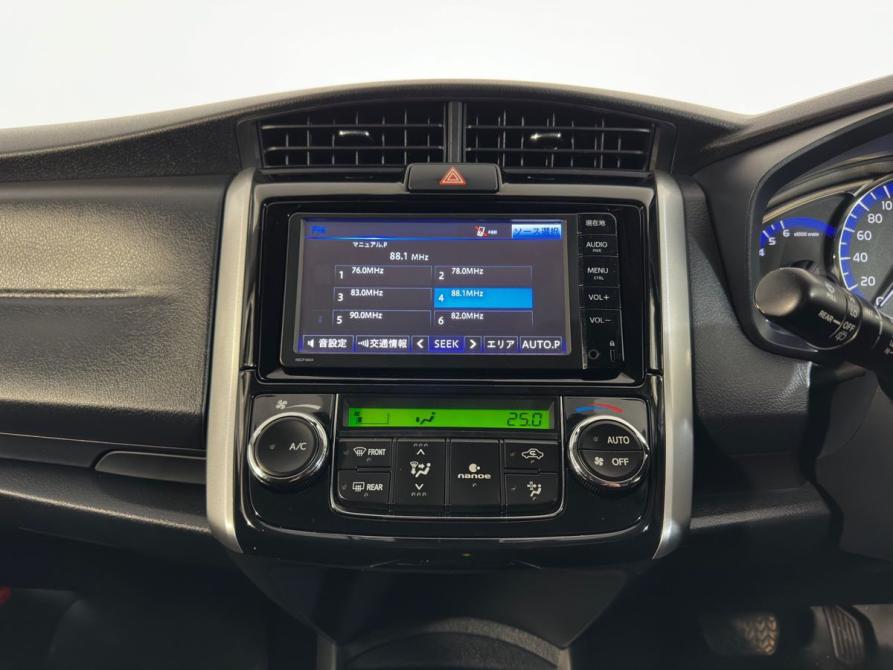 Toyota Corolla XI (E160 E170 E180) Рестайлинг 1 Великий Новгород  - изображение 17