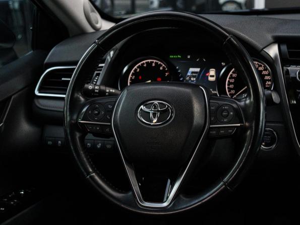 Toyota Camry VIII (XV70) с пробегом 2019 года, цена 3 100 000 рублей, 97633 км, седан, Автокод Объявления