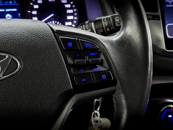 Hyundai Tucson III с пробегом 2016 года, цена 1 800 000 рублей, 91087 км, внедорожник, Автокод Объявления