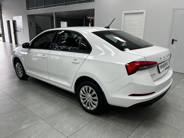 Skoda Rapid II с пробегом 2021 года, цена 1 699 000 рублей, 77010 км, лифтбек, Автокод Объявления