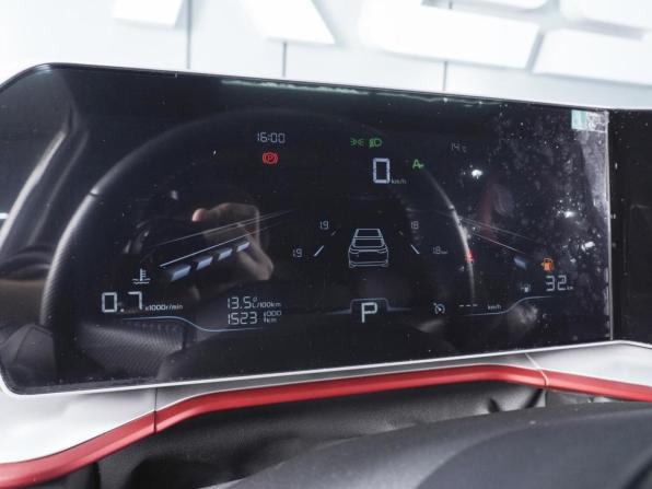 Geely Coolray I Рестайлинг с пробегом 2024 года, цена 2 150 000 рублей, 15231 км, внедорожник, Автокод Объявления