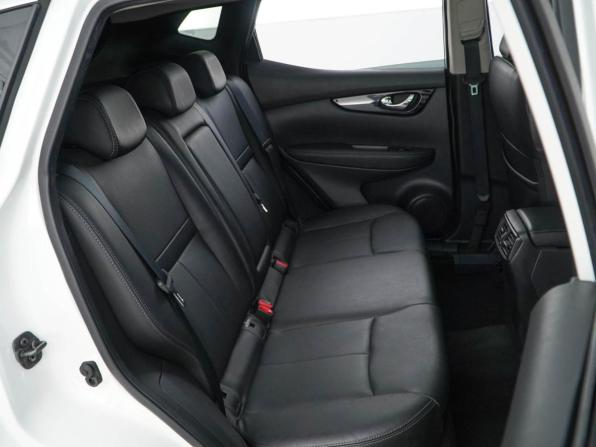Nissan Qashqai II с пробегом 2018 года, цена 1 848 055 рублей, 108871 км, внедорожник, Автокод Объявления