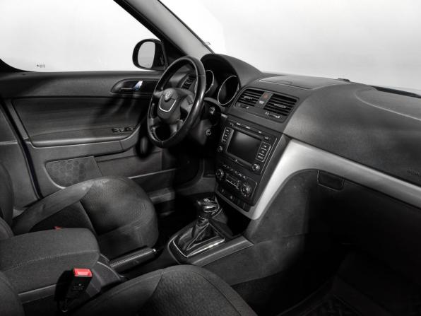 Skoda Yeti I с пробегом 2010 года, цена 679 000 рублей, 321007 км, внедорожник, Автокод Объявления