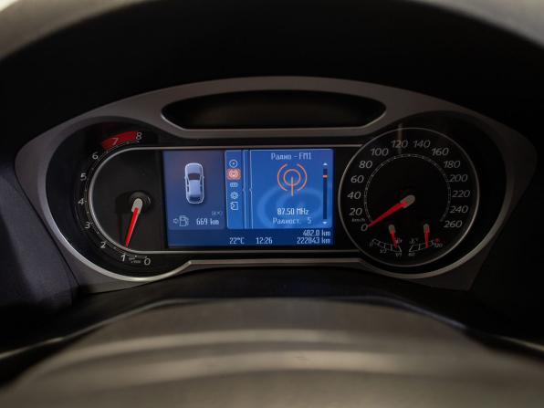 Ford Mondeo IV Рестайлинг с пробегом 2010 года, цена 875 000 рублей, 222843 км, седан, Автокод Объявления