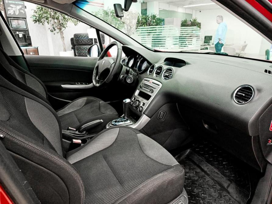 Peugeot 308 I Казань  - изображение 13