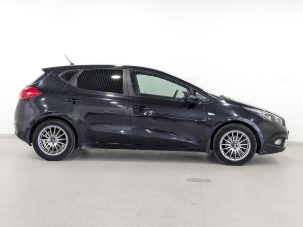 Kia Ceed II с пробегом 2015 года, цена 1 199 000 рублей, 131365 км, хэтчбек, Автокод Объявления