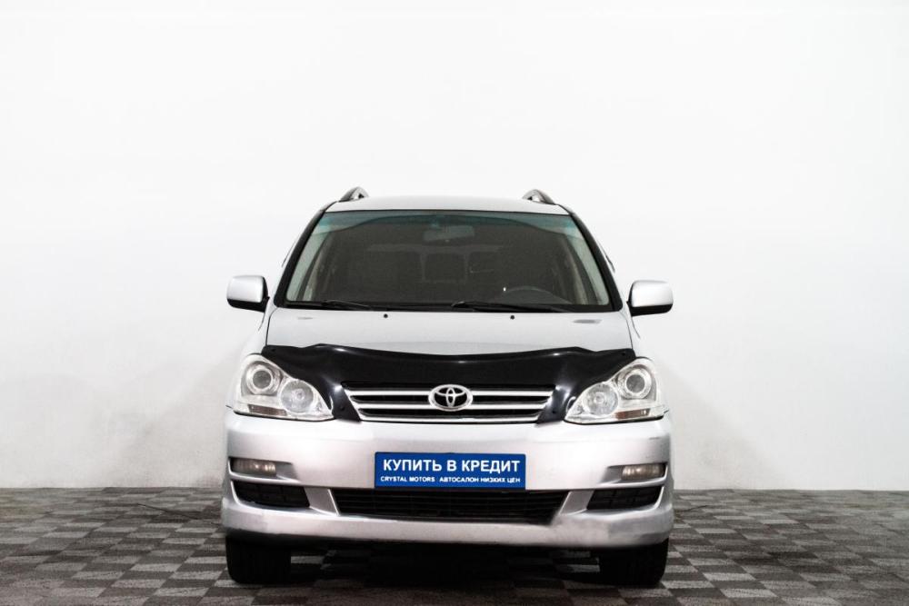 Toyota Avensis Verso I Сургут  - изображение 2