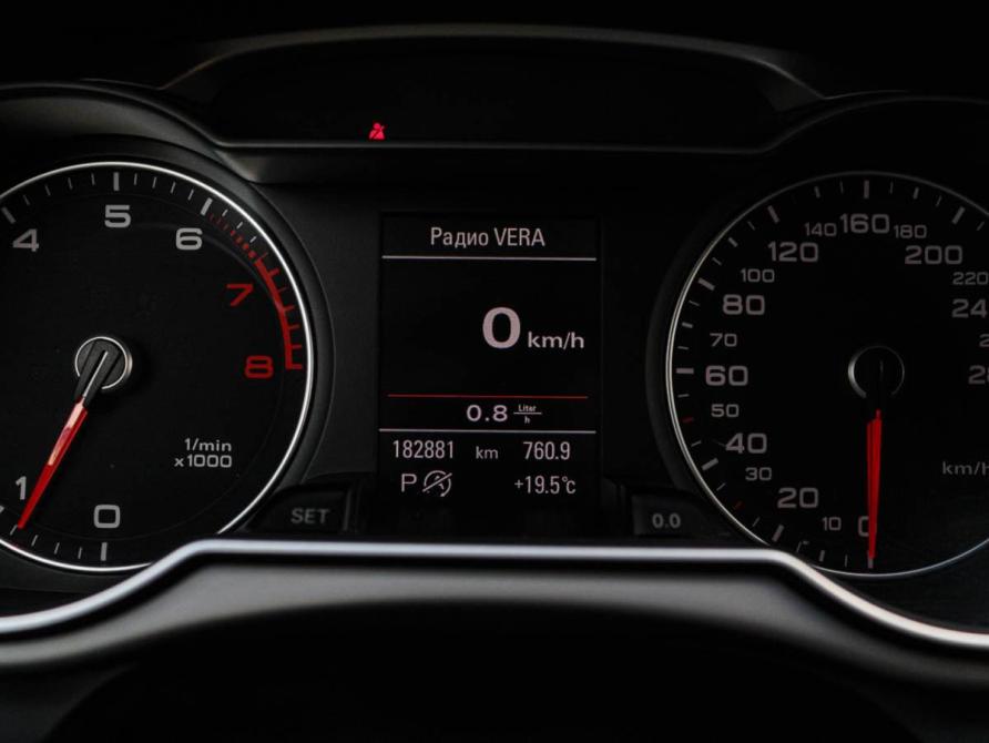 Audi A4 IV (B8) Рестайлинг Москва  - изображение 18