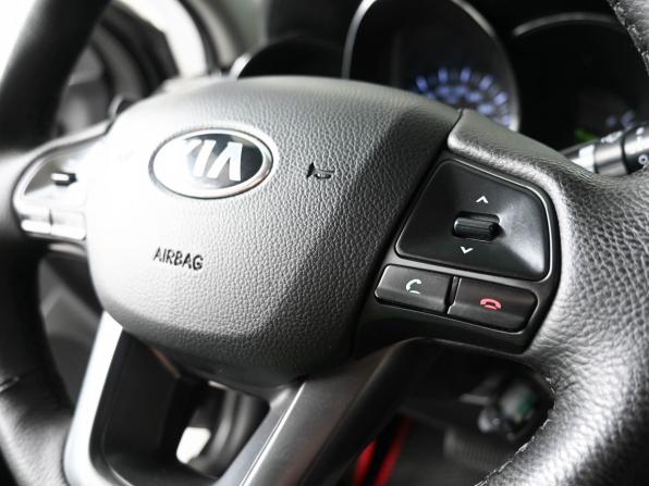Kia Rio III с пробегом 2014 года, цена 829 000 рублей, 205000 км, седан, Автокод Объявления