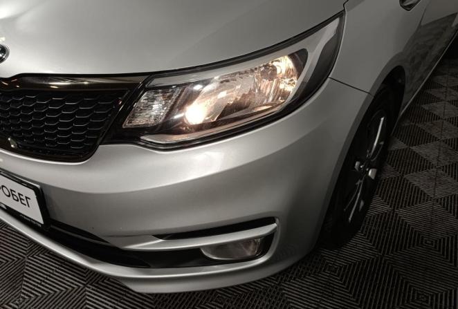 Kia Rio III Рестайлинг с пробегом 2017 года, цена 1 386 000 рублей, 37942 км, седан, Автокод Объявления