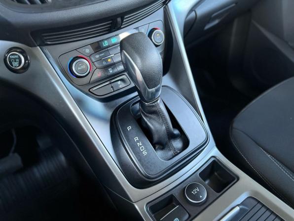 Ford Kuga II Рестайлинг с пробегом 2018 года, цена 1 678 000 рублей, 124350 км, внедорожник, Автокод Объявления