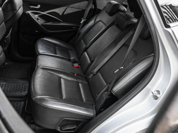 Hyundai Santa Fe III Рестайлинг с пробегом 2017 года, цена 1 984 000 рублей, 149604 км, внедорожник, Автокод Объявления