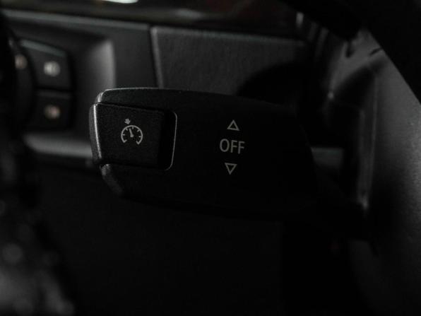 BMW 3 серии V (E90/E91/E92/E93) с пробегом 2005 года, цена 939 000 рублей, 304318 км, седан, Автокод Объявления