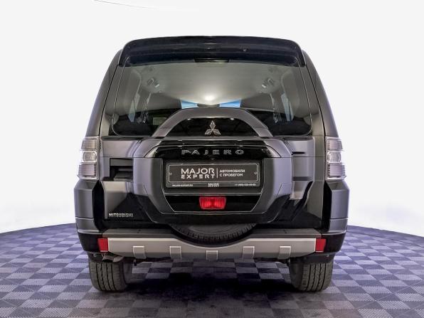 Mitsubishi Pajero IV Рестайлинг 2 с пробегом 2018 года, цена 3 330 000 рублей, 73136 км, внедорожник, Автокод Объявления