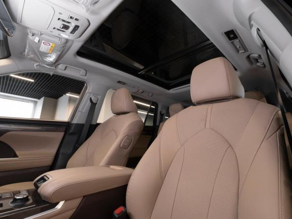 Toyota Highlander IV (XU70) с пробегом 2026 года, цена 5 600 000 рублей, 50 км, внедорожник, Автокод Объявления
