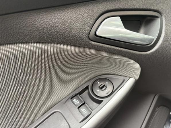 Ford Focus III с пробегом 2013 года, цена 925 000 рублей, 103875 км, седан, Автокод Объявления