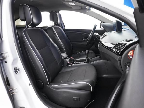 Renault Fluence I Рестайлинг с пробегом 2013 года, цена 753 041 рубль, 258986 км, седан, Автокод Объявления