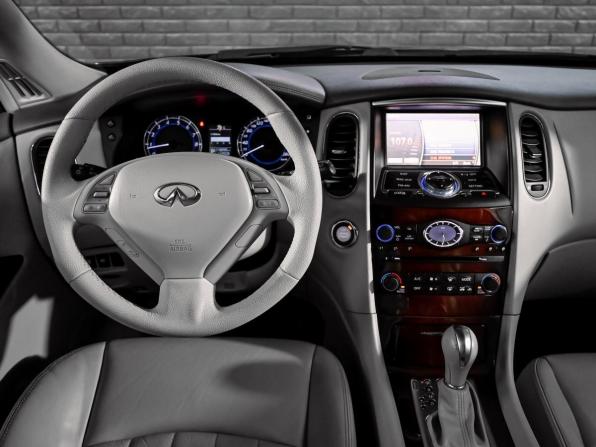 Infiniti QX50 I с пробегом 2014 года, цена 2 050 000 рублей, 110094 км, внедорожник, Автокод Объявления