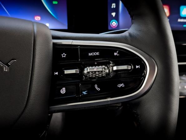 Omoda C5 I с пробегом 2023 года, цена 1 625 000 рублей, 34937 км, внедорожник, Автокод Объявления