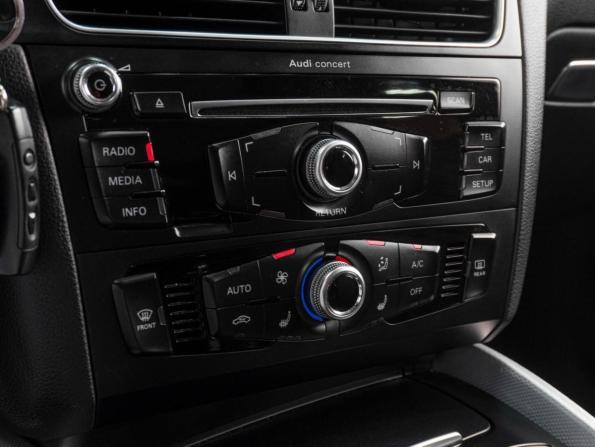 Audi Q5 I (8R) Рестайлинг с пробегом 2015 года, цена 2 149 000 рублей, 220332 км, внедорожник, Автокод Объявления
