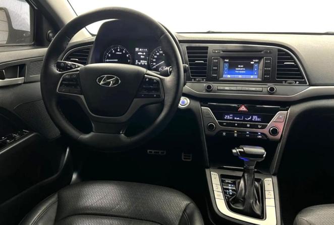 Hyundai Elantra VI (AD) с пробегом 2017 года, цена 1 650 000 рублей, 138349 км, седан, Автокод Объявления