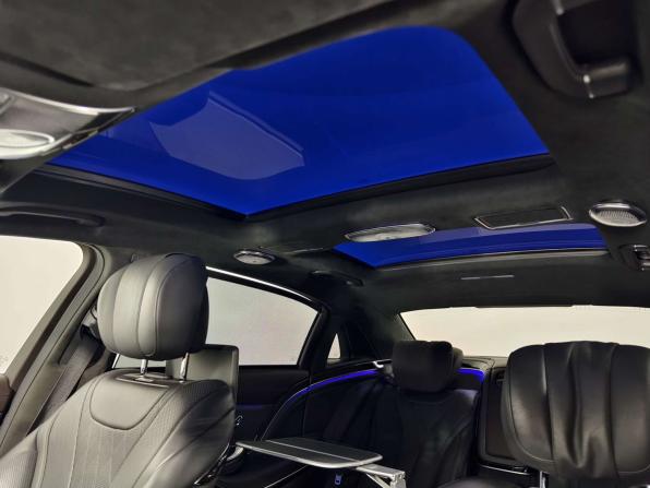 Mercedes-Benz Maybach S-Класс I (X222) Рестайлинг с пробегом 2017 года, цена 6 599 000 рублей, 111802 км, седан, Автокод Объявления