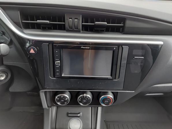 Toyota Corolla XI (E160 E170 E180) Рестайлинг 1 с пробегом 2016 года, цена 1 599 800 рублей, 78000 км, седан, Автокод Объявления