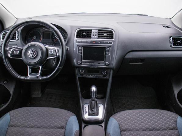 Volkswagen Polo V Рестайлинг с пробегом 2019 года, цена 1 180 000 рублей, 123390 км, седан, Автокод Объявления