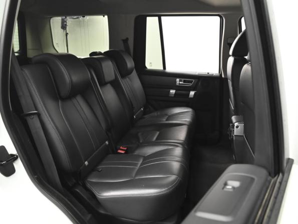 Land Rover Discovery IV Рестайлинг с пробегом 2015 года, цена 2 495 000 рублей, 147503 км, внедорожник, Автокод Объявления