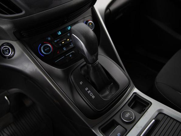 Ford Kuga II Рестайлинг с пробегом 2017 года, цена 1 349 000 рублей, 211898 км, внедорожник, Автокод Объявления
