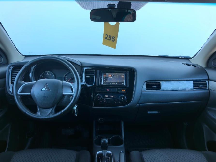 Mitsubishi Outlander III Рестайлинг 2 Санкт-Петербург  - изображение 10