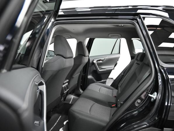 Toyota RAV4 V (XA50) с пробегом 2021 года, цена 2 799 000 рублей, 143000 км, внедорожник, Автокод Объявления