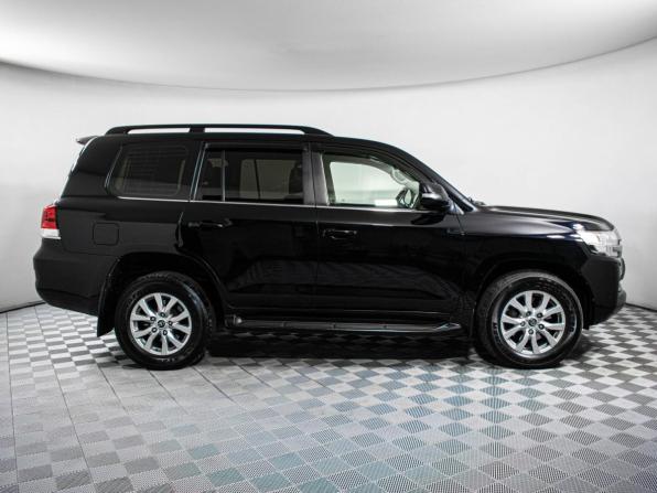 Toyota Land Cruiser 200 Series Рестайлинг 2 с пробегом 2016 года, цена 4 547 000 рублей, 311000 км, внедорожник, Автокод Объявления