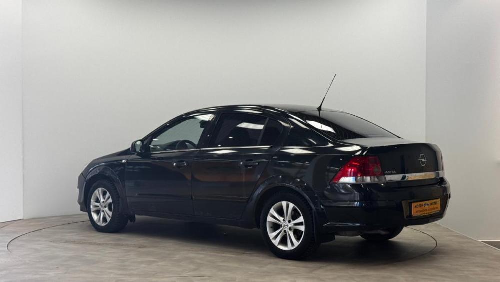 Opel Astra H Рестайлинг Киров  - изображение 5