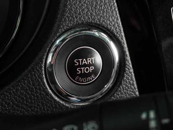 Nissan Qashqai II Рестайлинг с пробегом 2019 года, цена 1 919 000 рублей, 61695 км, внедорожник, Автокод Объявления