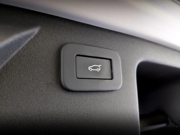 Land Rover Discovery Sport I Рестайлинг с пробегом 2025 года, цена 5 700 000 рублей, 5063 км, внедорожник, Автокод Объявления