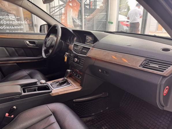 Mercedes-Benz E-Класс IV (W212 S212 C207) с пробегом 2009 года, цена 1 420 000 рублей, 300608 км, седан, Автокод Объявления