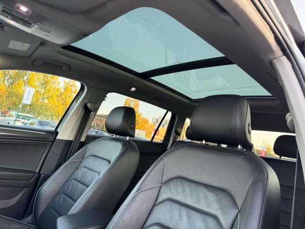 Volkswagen Tiguan II с пробегом 2018 года, цена 2 699 000 рублей, 136821 км, внедорожник, Автокод Объявления