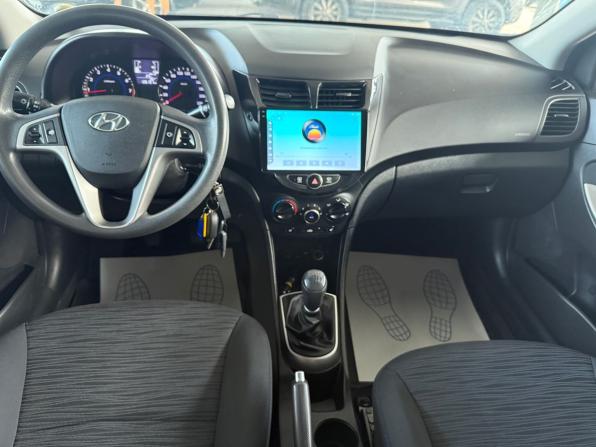 Hyundai Solaris I Рестайлинг с пробегом 2016 года, цена 949 000 рублей, 126100 км, седан, Автокод Объявления