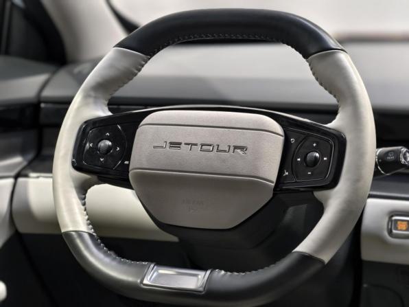 JETOUR DASHING I с пробегом 2023 года, цена 2 059 000 рублей, 32395 км, внедорожник, Автокод Объявления