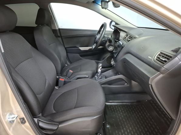 Kia Rio III с пробегом 2015 года, цена 920 000 рублей, 74838 км, хэтчбек, Автокод Объявления
