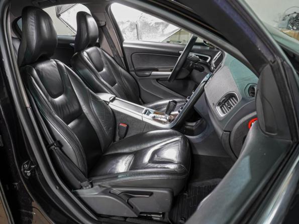 Volvo S60 II с пробегом 2010 года, цена 849 000 рублей, 242682 км, седан, Автокод Объявления
