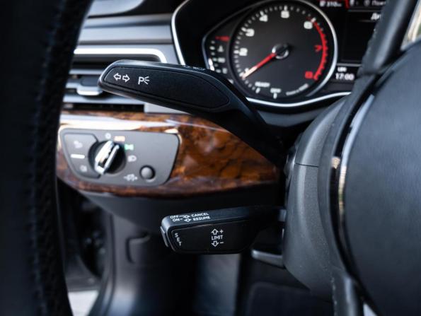Audi A4 V (B9) с пробегом 2016 года, цена 1 976 000 рублей, 205325 км, седан, Автокод Объявления