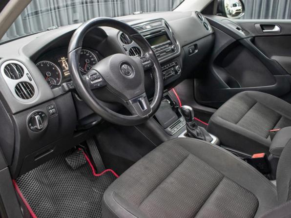 Volkswagen Tiguan I Рестайлинг с пробегом 2014 года, цена 929 000 рублей, 257989 км, внедорожник, Автокод Объявления