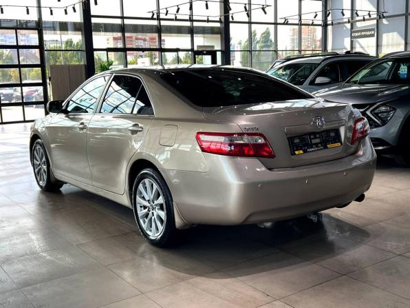 Toyota Camry VI (XV40) с пробегом 2006 года, цена 880 000 рублей, 300412 км, седан, Автокод Объявления