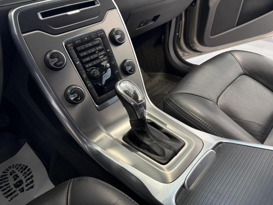 Volvo XC70 II Орел  - изображение 13
